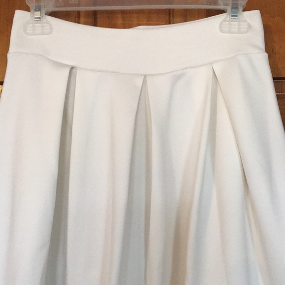 White Midi Skirt - Picture 2 of 5
